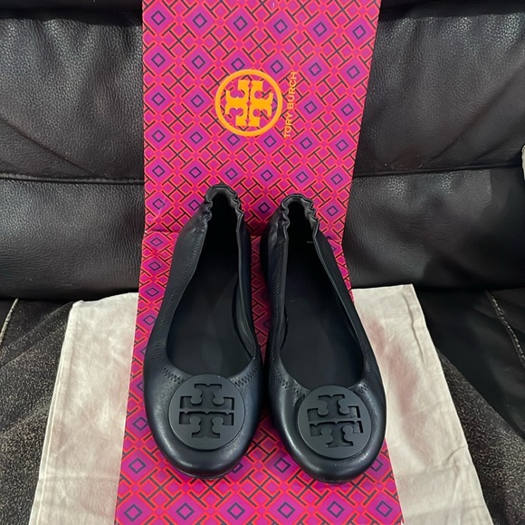 Tory Burch Shoes - Tory Burch Women's Minnie Travel Ballet Flats size 9.5